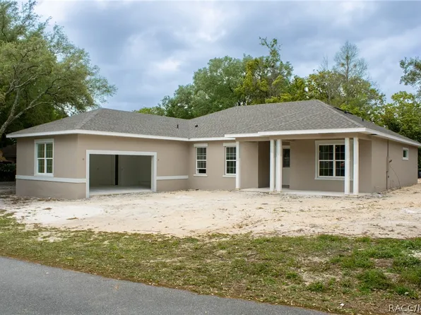 3030 W Bermuda Dunes Dr, Lecanto, FL 34461