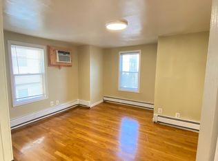 61 Howard St #2, Cambridge, MA 02139