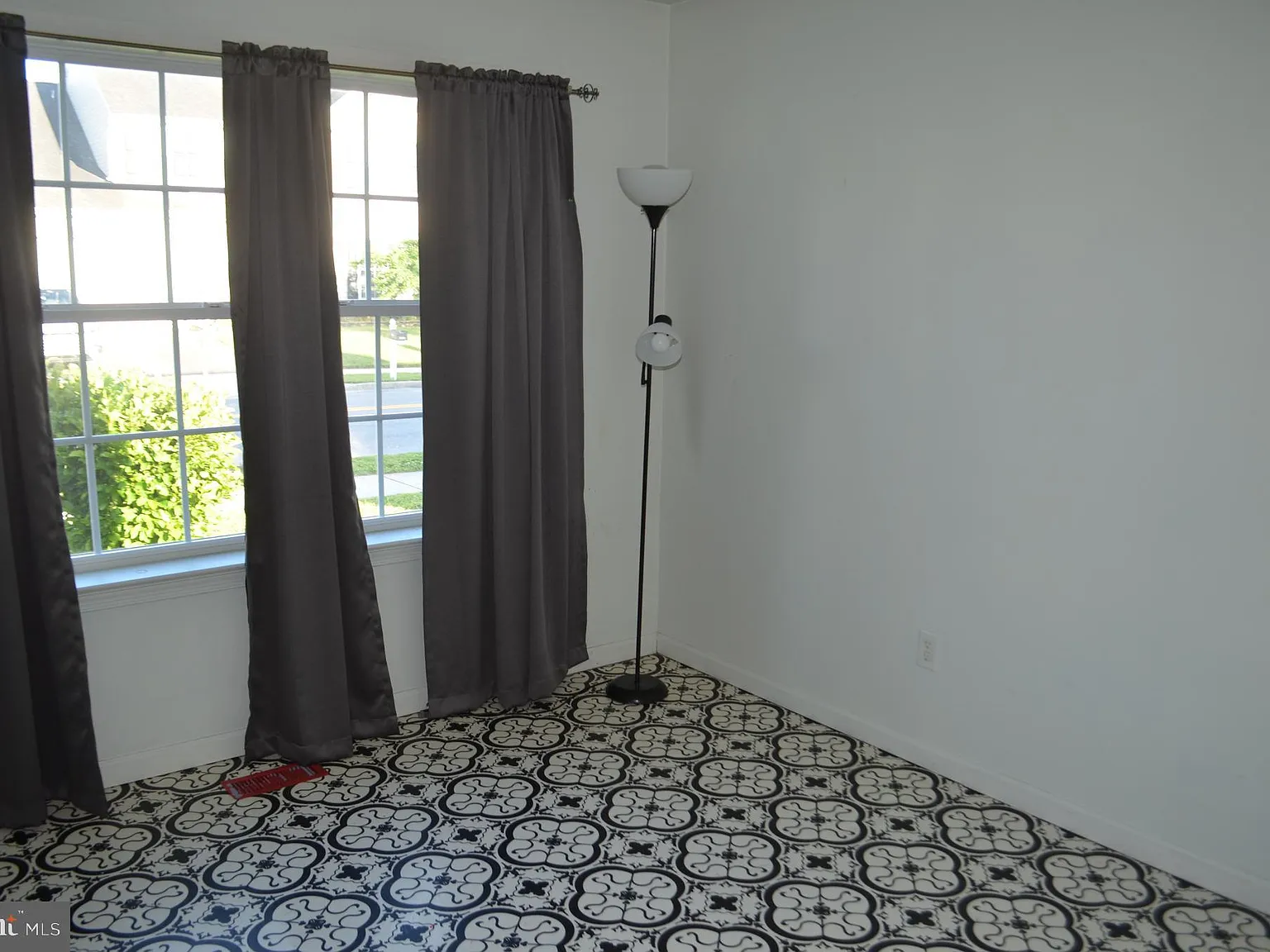 4 bed, 2.5 bath, 2152 sqft, $2,900 — Photo 4
