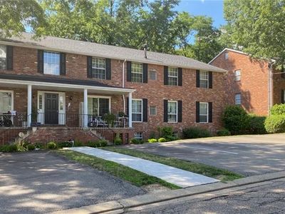 918 Guyasuta Ln, Pittsburgh, PA, 15215