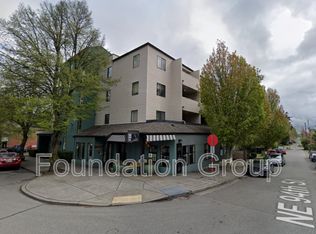 9400 Roosevelt Way NE #205, Seattle, WA 98115
