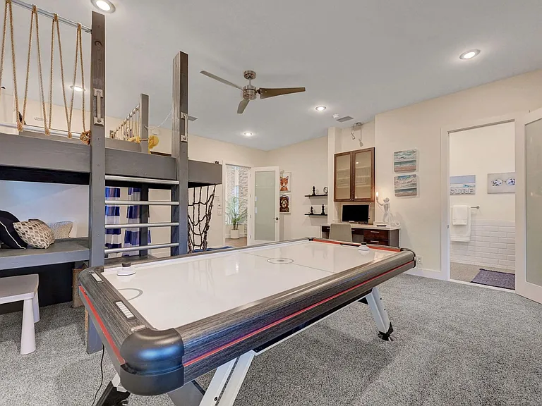 2111 Edgewood Ave — Photo 44