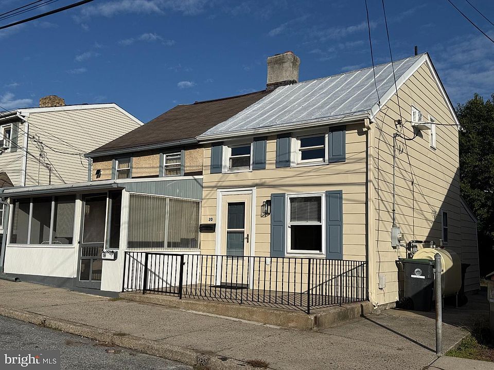 1st image of 20 Walnut St