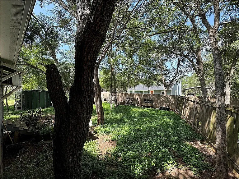 1108 W McCarty Ln #C — Photo 10