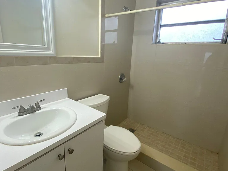5165 W Flagler St #2B — Photo 9