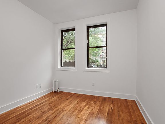 4th image of 372 Saint Johns Pl #12G