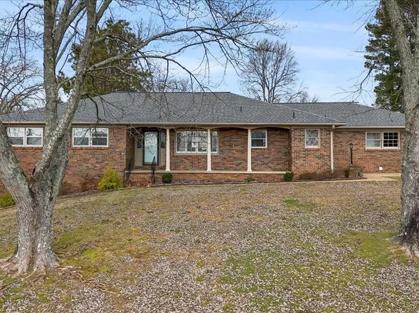 501 Wright Dr, Florence, AL 35633