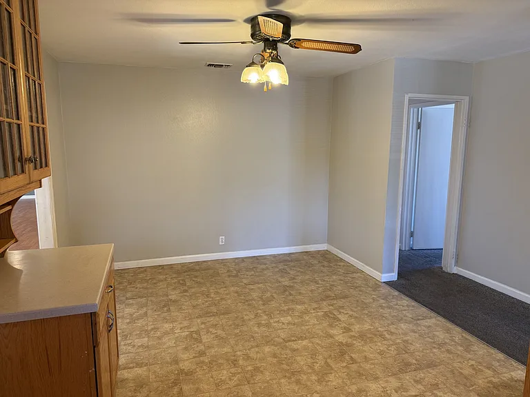 3016 Winchester Way — Photo 7