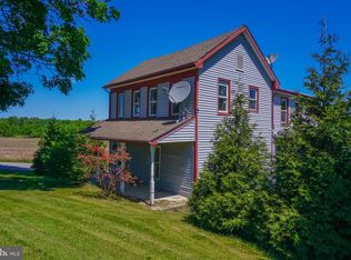 1303 Sunnyside Rd, Spring Grove, PA 17362