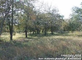 160 County Road 7812, Natalia, TX 78059