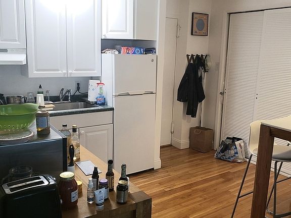 3rd image of 59 8th Ave APT 3F