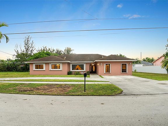 2nd image of 15675 NW 39th Pl
