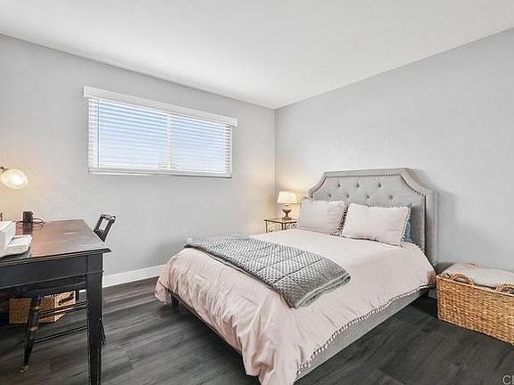 5th image of 1240 N Broadway #25