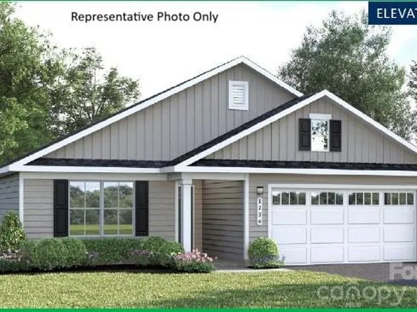 674 Maplin Gardens St, Lancaster, SC 29720