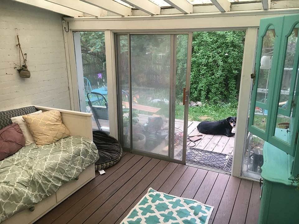 2nd image of 812 Apple Ln