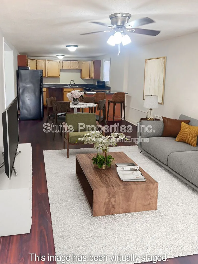 2 bed, 1.0 bath, 700 sqft, $695 — Photo 3