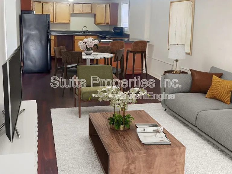415 Hudson St #1 — Photo 3