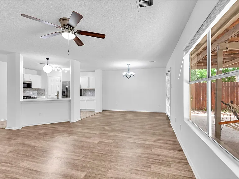 20820 Jumpers Delight Ln — Photo 10