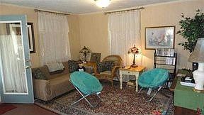 4th image of 2108 Lakeshore Dr