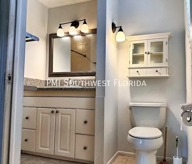 566 S Pelican Dr — Photo 18