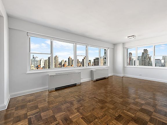 5th image of 215 E 68th St APT 23b
