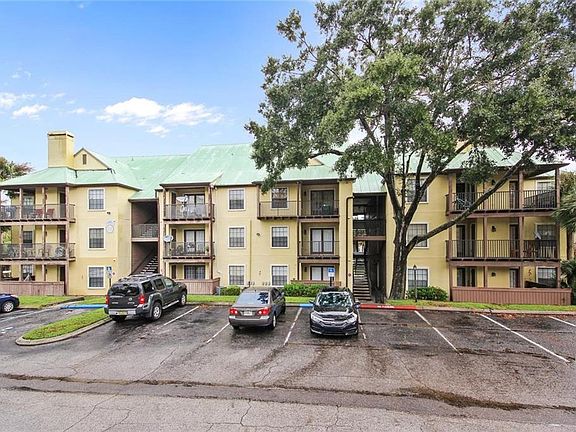 5th image of 241 Afton Sq Unit 106