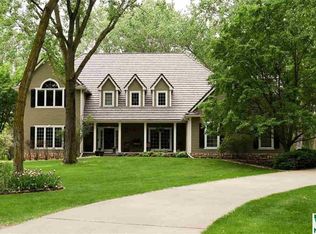 723 W Sawgrass Trl, Dakota Dunes, SD 57049