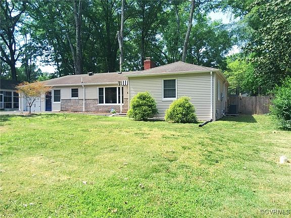3rd image of 106 Sherwood Dr