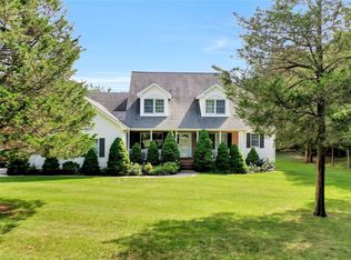 3330 N Bayview Rd, Southold, NY 11971