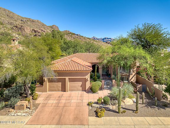 2nd image of 6404 N Desert Wind Cir