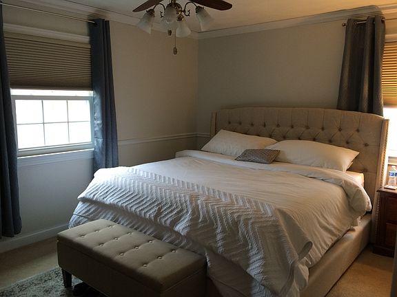 one of 3 bedroms
