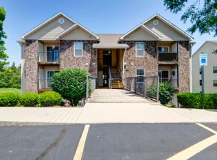 142 Vixen Cir APT E, Branson, MO 65616
