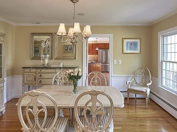 5th image of 26 Driftwood Ln