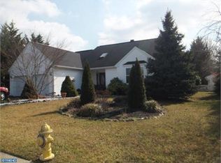 67 Buena Vista Dr, New Castle, DE 19720
