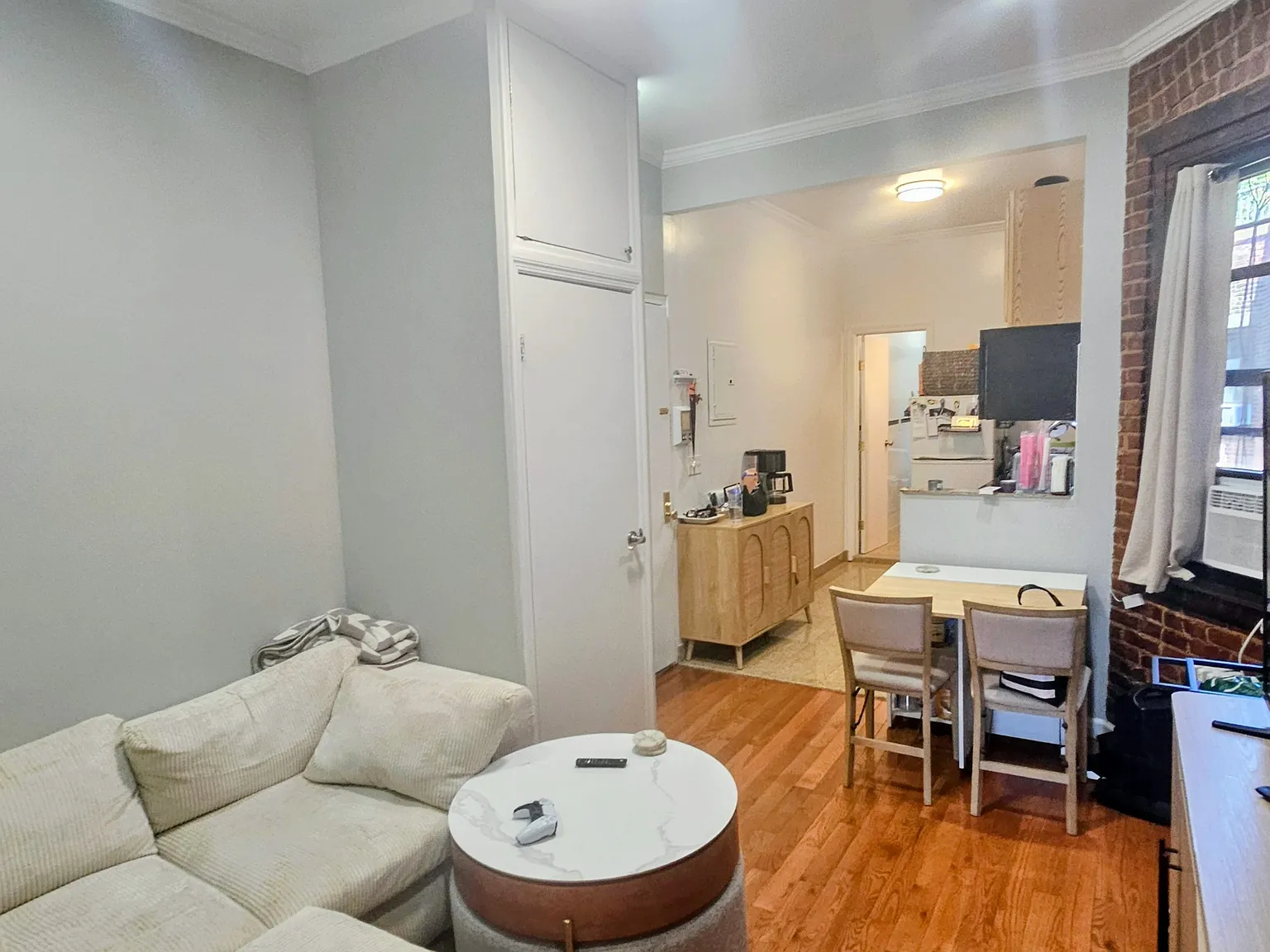 317 East 83rd Street — Photo 3
