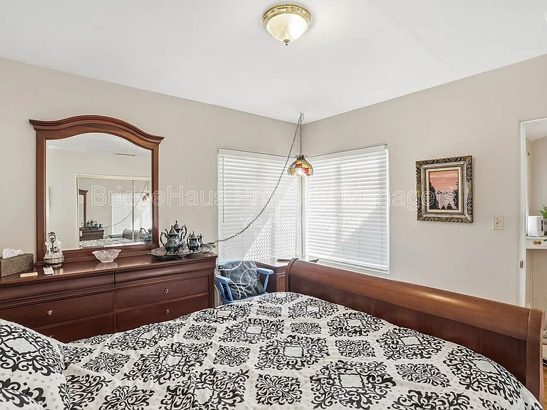 3204 Ingelow St — Photo 29