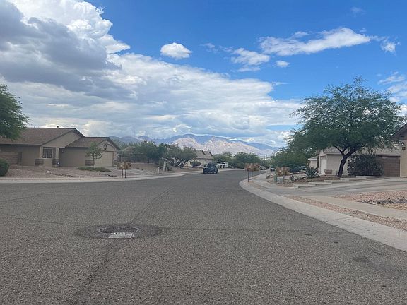 5th image of 3281 W Via Campana De Oro