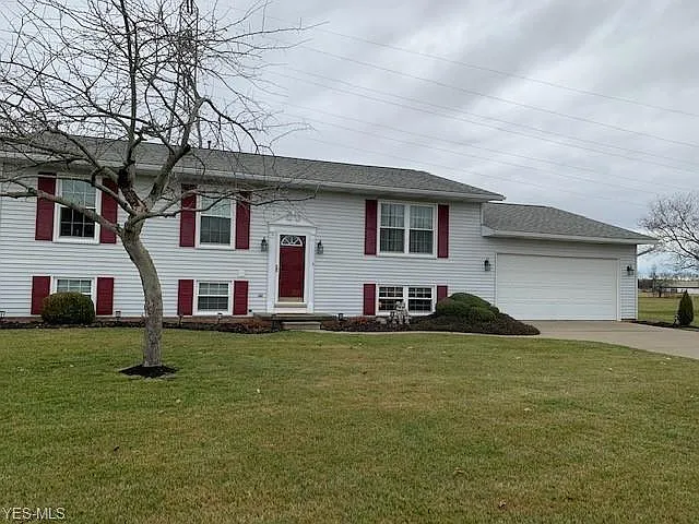 120 Wade Dr photo 1