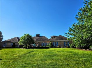 5823 Shows Rd, Bethlehem, PA 18017