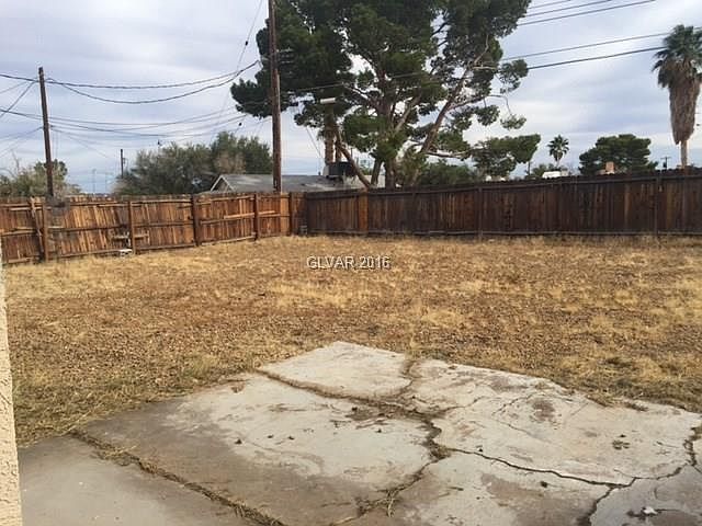 2nd image of 4771 Dennis Way