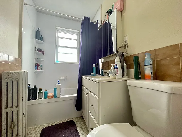 60 Brock St #3 — Photo 8
