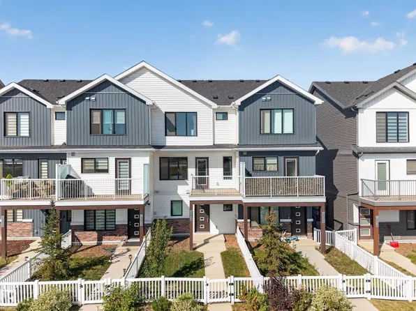 5030 Rivers Edge Way NW, Edmonton, AB T6M 1P9