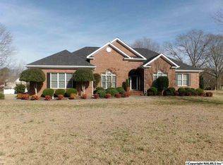 2825 White Oak Dr, Southside, AL 35907