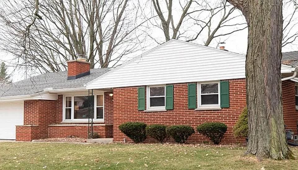 1st image of 2387 N 119th St