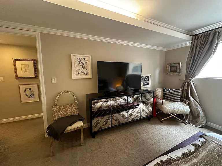 6708 Hillpark Dr #303 — Photo 46