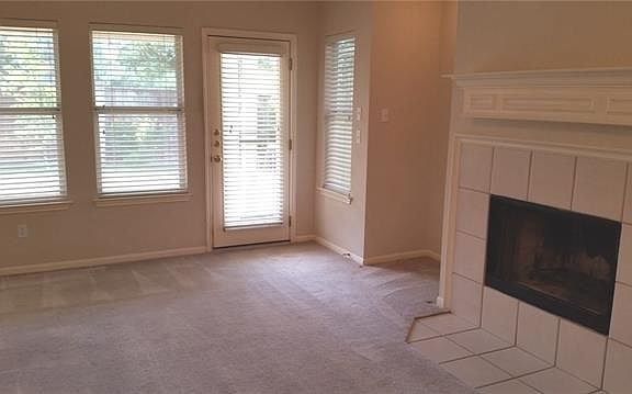 3rd image of 42 Troon Dr