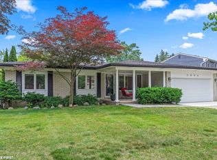 2096 Highbury Dr, Troy, MI 48085