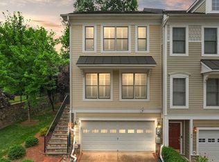 87 Heron Ln, Occoquan, VA 22125