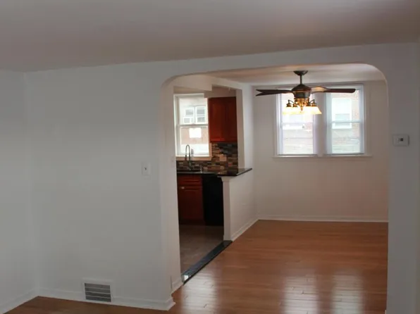 4439 Marple St, Philadelphia, PA 19136