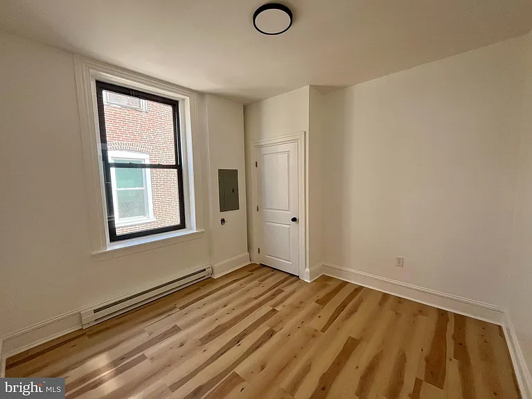 4413 Walnut St #2R — Photo 13